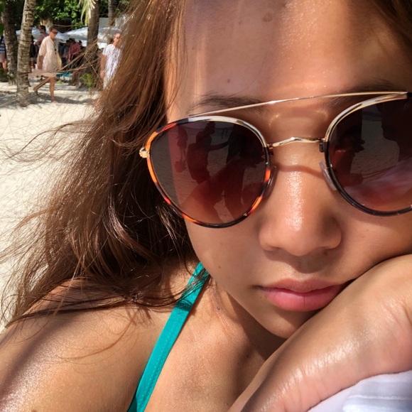 Meet your Posher, Rozaina - Picture 1 of 1